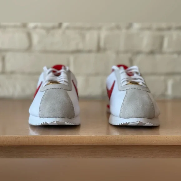 Nike ID Cortez 72’ Running Shoes FJ8890-905 White Red Retro Men Size 11.5 / 13W